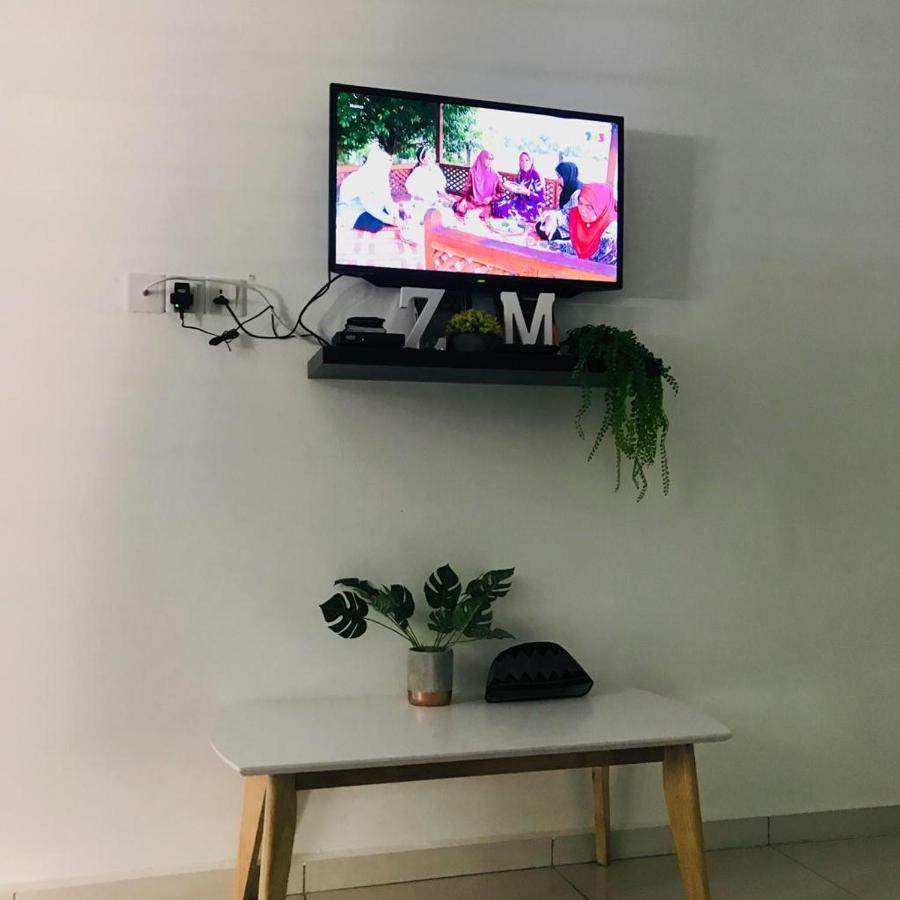Z&M Homestay Jertih Extérieur photo
